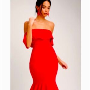 Lulu’s Confidence Boost Off-shoulder Dress